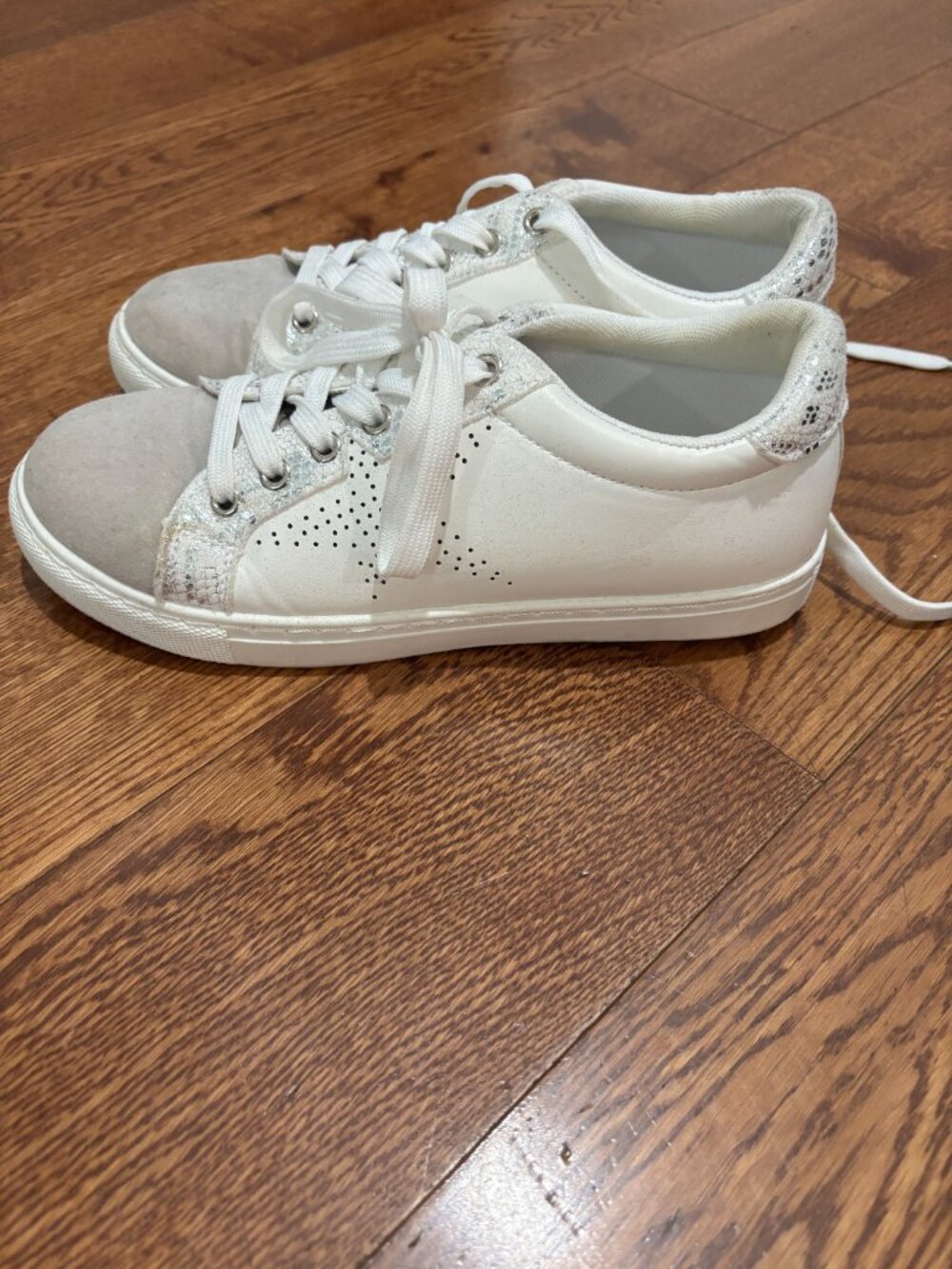 Womens Outwood Sneakers